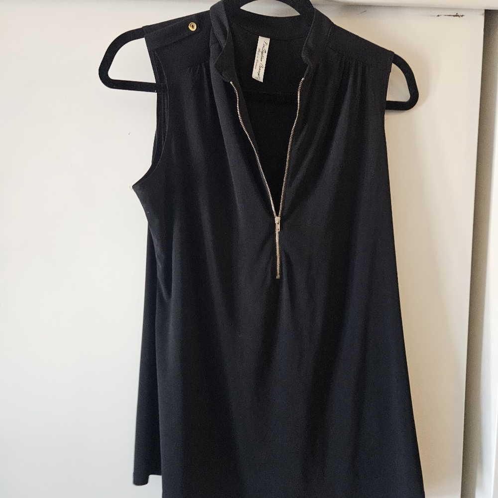 PerSeption Concept Black Zippered Sleeveless Tank Top